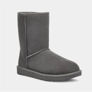 UGG Classic Short Boots